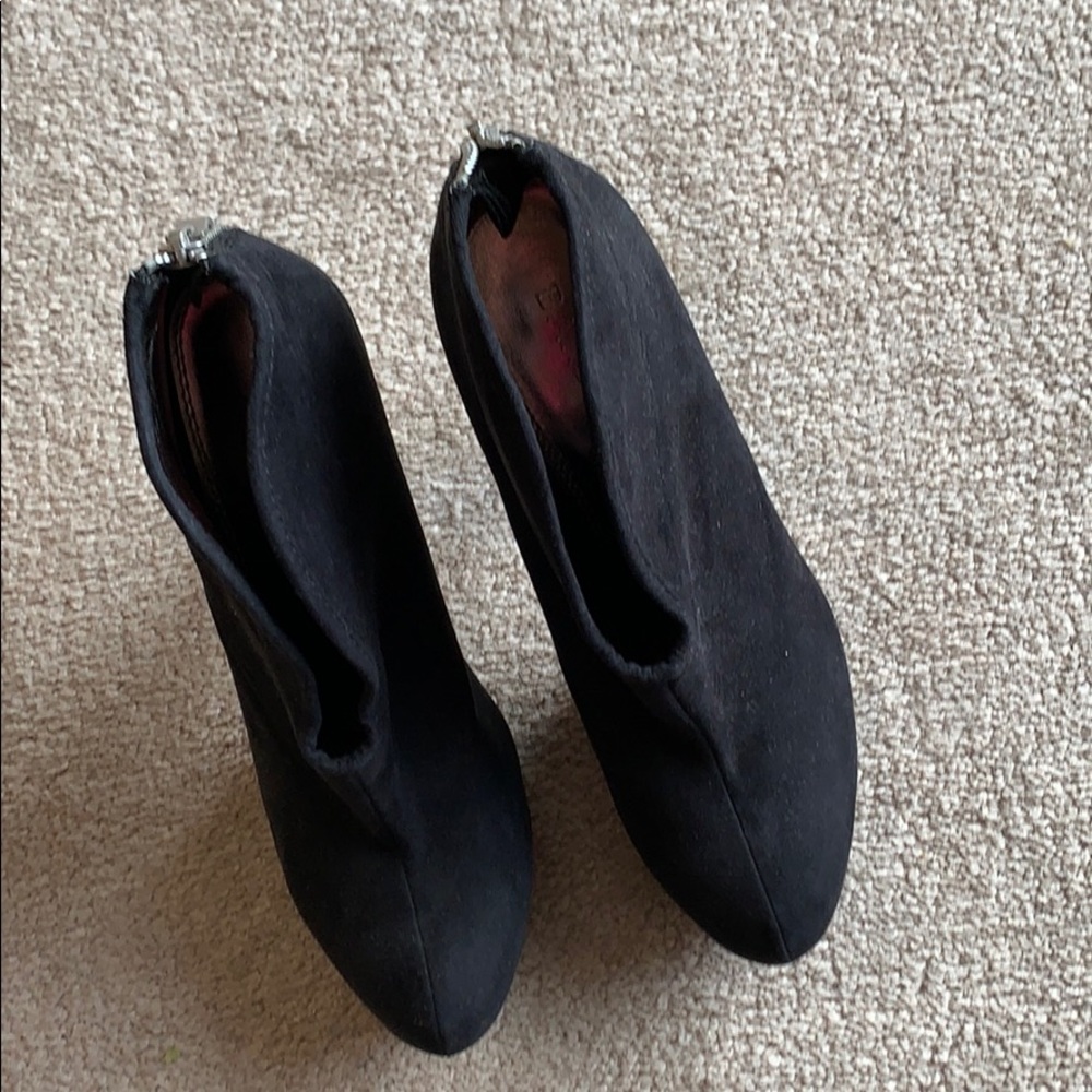 Never been worn